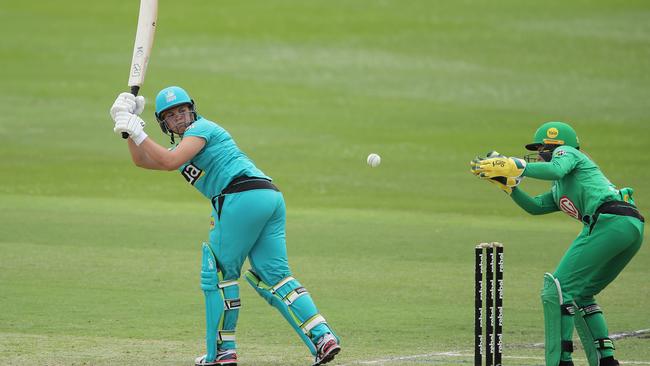 SYDNEY, AUSTRALIA - NOVEMBER 21: Georgia Voll of the Heat bats during the Women's Big Bash League WBBL match between the Melbourne Stars and the Brisbane Heat at Drummoyne Oval, on November 21, 2020, in Sydney, Australia. (Photo by Matt King/Getty Images)