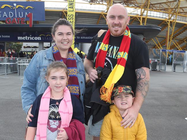 Socials from the Gold Coast Suns vs. Brisbane Lions playing in the QClash at Metricon Stadium.Celia Connell Chris Connell Tilda Connell Harry Connell.24 April 2022 Carrara Picture by Richard Gosling