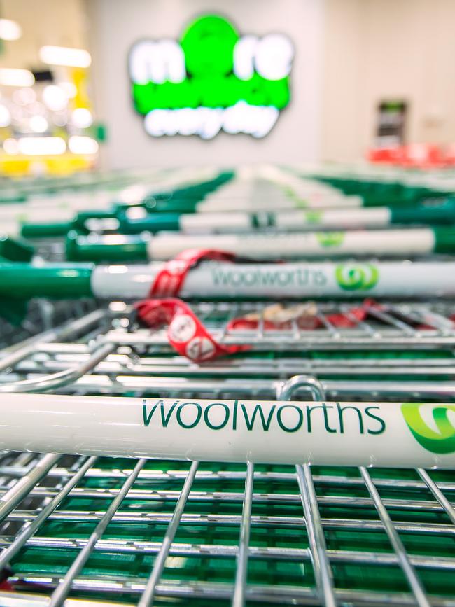 Woolworths trolleys. Picture: Ian Waldie/Bloomberg