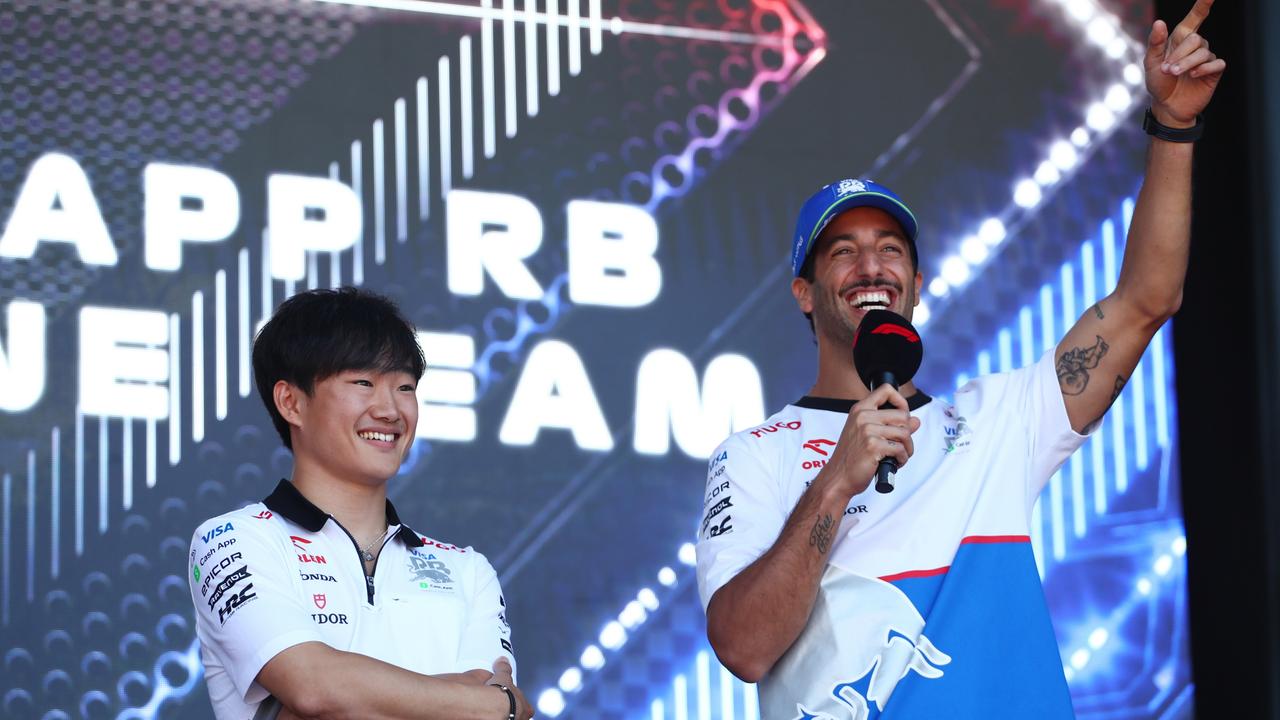Daniel Ricciardo and Yuki Tsunoda. Photo by Peter Fox/Getty Images.