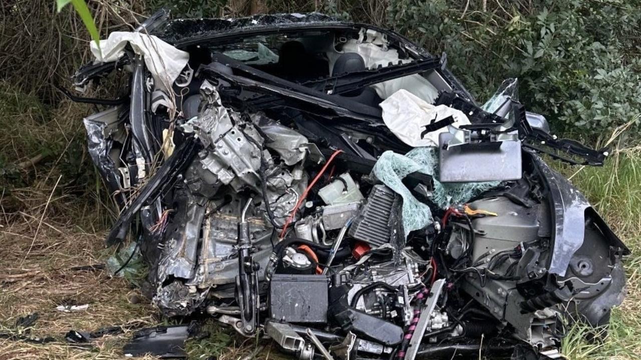 Shocking image shows Tesla damage in fatal motorway crash