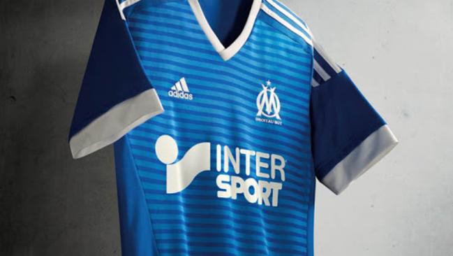maillot real madrid benzema intersport