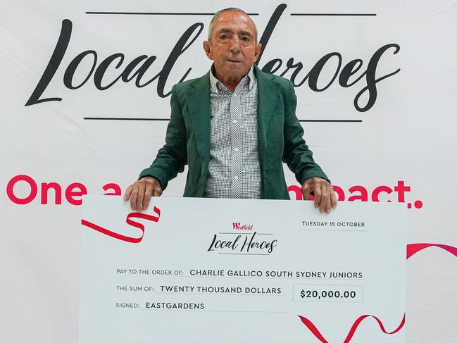 Charlie Gallico, aka Reggie the Rabbit with a $20,000 cheque. Picture: Supplied