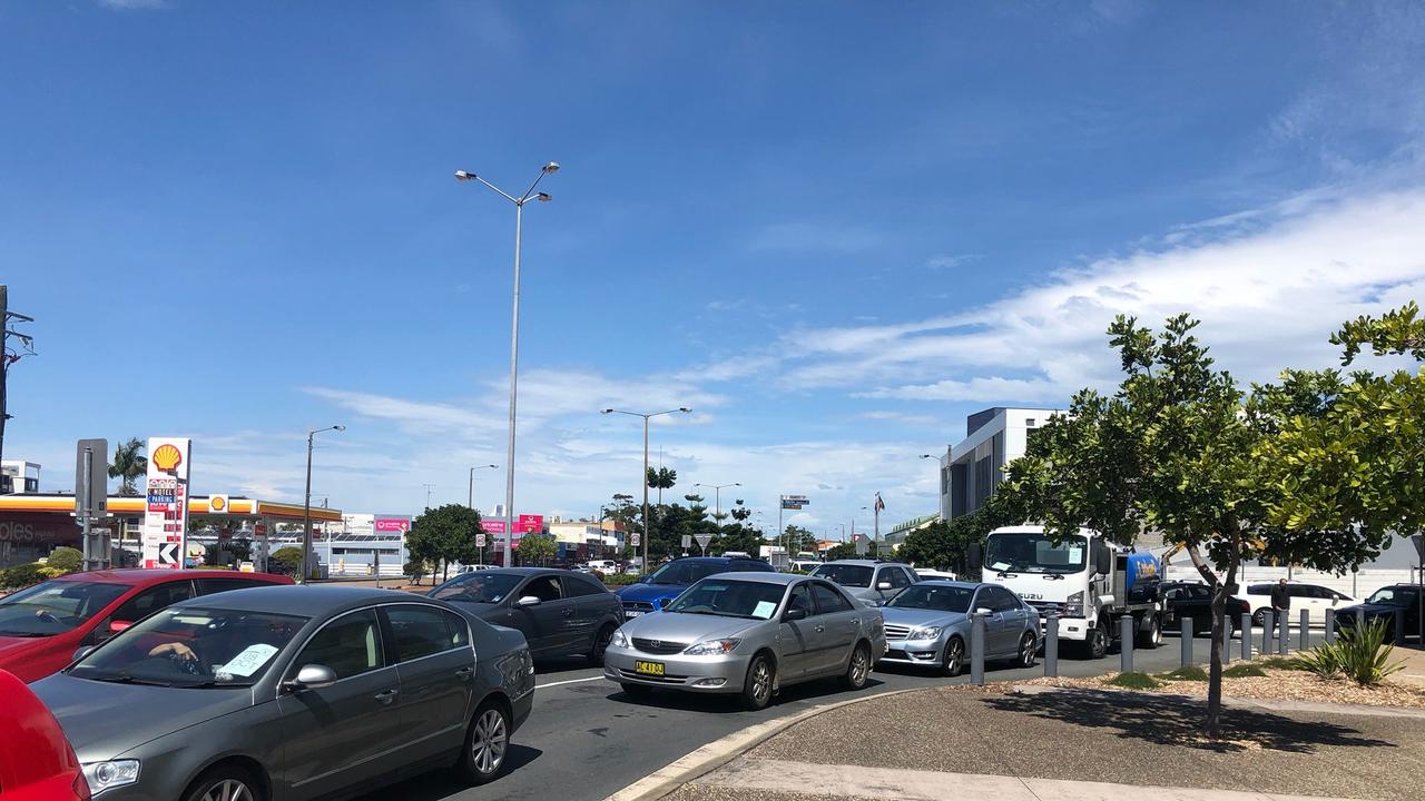 Traffic banked up at the QLD border on Wharf St, Tweed Heads.