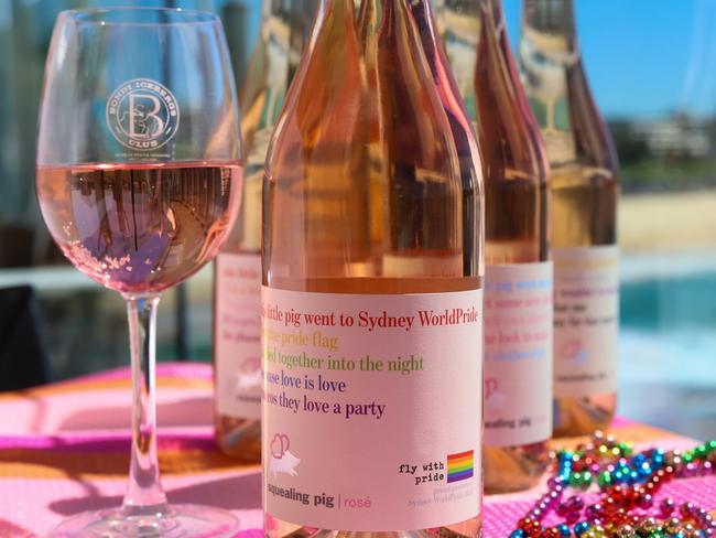 EAT STREET + Mardi Gras 2023 - Squealing Pig wine at Bondi Icebergs, photo - Jenifer Jagielski 2