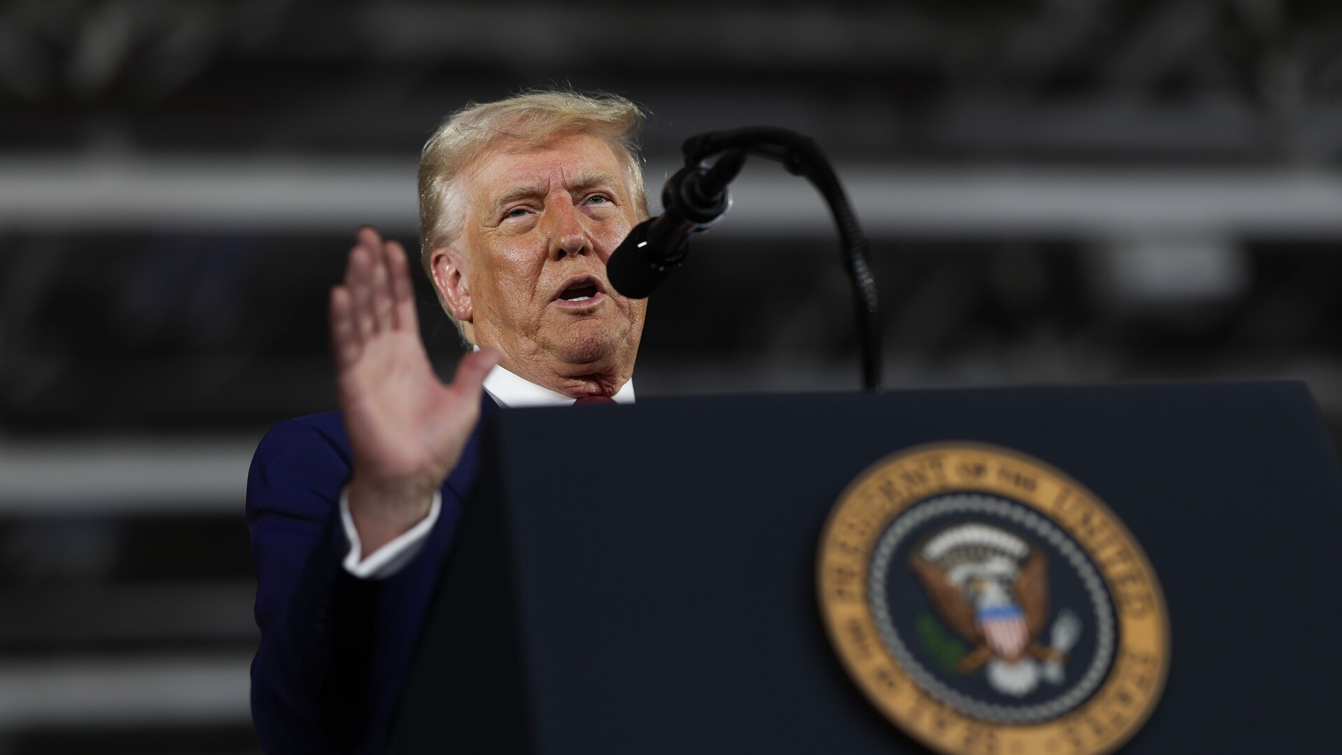 ‘Been in this place before’: Fear as Trump’s position on Ukraine remains uncertain