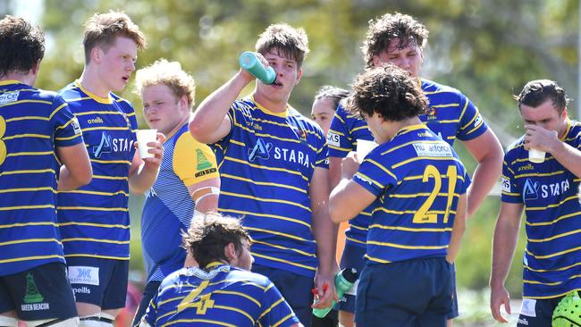 Nick Bloomfield has a drinks break.