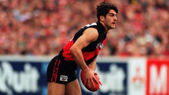 Rick Olarenshaw playing for Essendon in 1996.