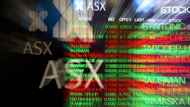 The ASX 200 finished the day just 0.1 per cent higher as the banks offset gains for the miners. Picture: NCA NewsWire / David Swift