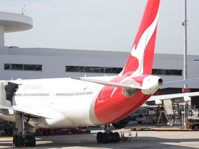 SYDNEY, AUSTRALIA - NewsWire Photos JANUARY 12, 2021 A Qantas plane at Sydney International Airport. Picture: Christian Gilles / NCA NewsWire