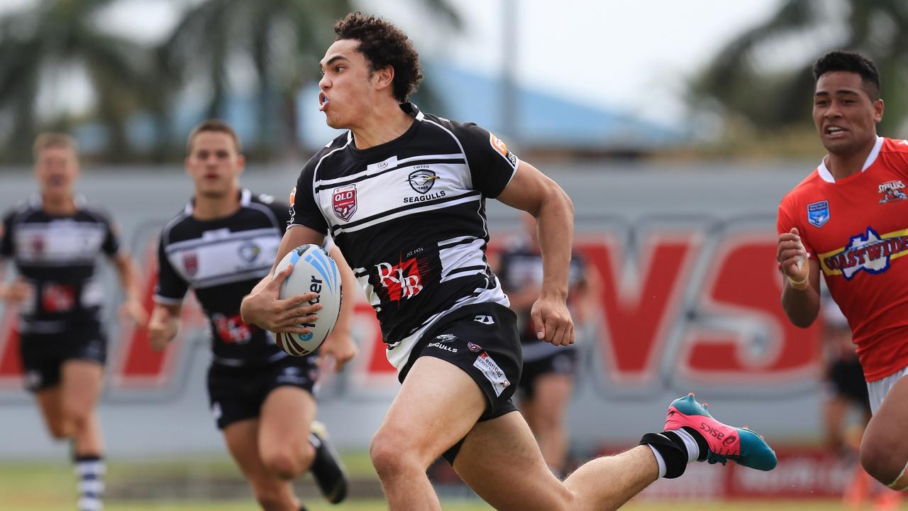 Xavier Coates of Tweed Heads Seagulls in the under 18 National Final against Illawara Steelers