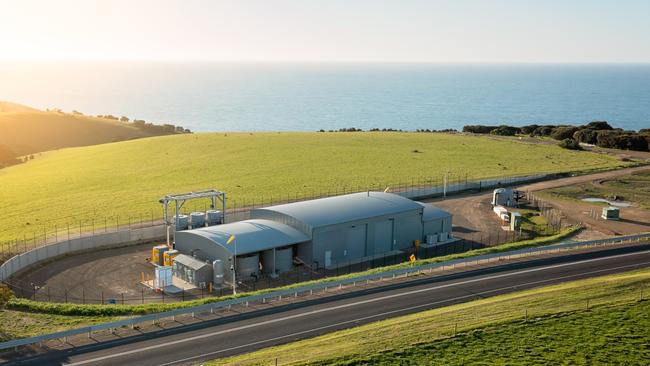 Kangaroo Island's new desalination plant near Penneshaw is now up and running and delivering up to two ML a day to residents and businesses.