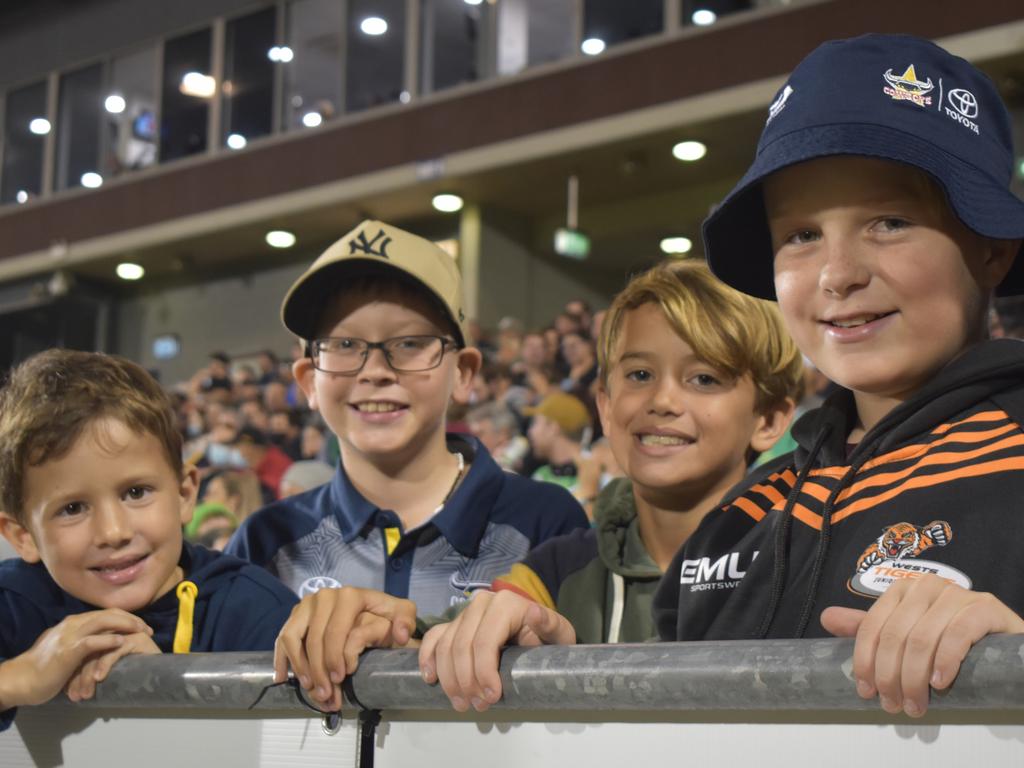 <p>Fans in the crowd at the New Zealand Warriors v Canberra Raiders at BB Print Stadium in Mackay, August 27, 2021. Picture: Matthew Forrest</p>