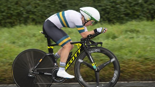 Amanda Spratt won a bronze medal in the women's road race at the 2019 UCI world championships.