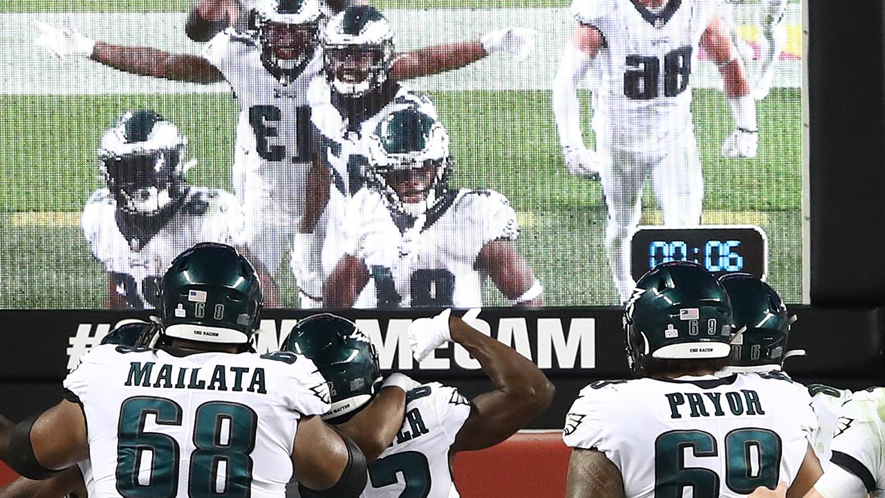 Eagles' Jordan Mailata may change 'barefoot routine' for Super Bowl