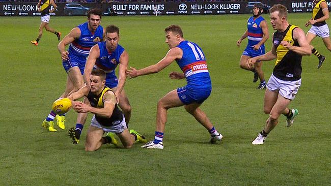 Brent Harvey has called for change on the deliberate rule following this harsh call on Jayden Short.
