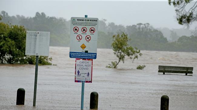 Heavy rain continues to batter the NSW mid north coast causing major flooding in Port Macquarie and surrounding towns. Nathan Edwards