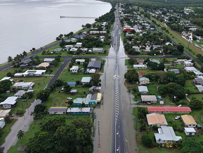 Cardwell received over 350mm in the 24 hours to 9am, Sunday, February 2, causing flooding in low lying areas such as sections of the Bruce Hwy which runs through the town. Picture: Jesse Rowe