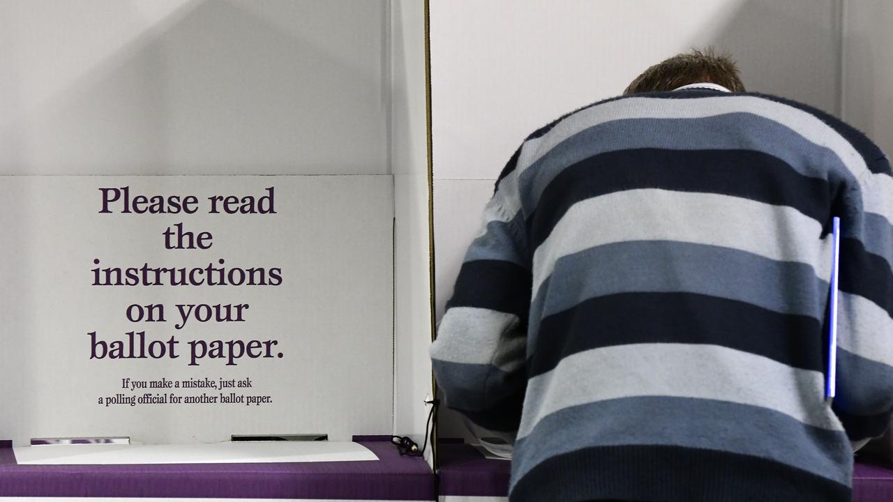 The main reason voters may choose to vote below the line is if they don’t like the order in which candidates appear on their favourite party’s ticket. Picture: Bianca De Marchi/AAP