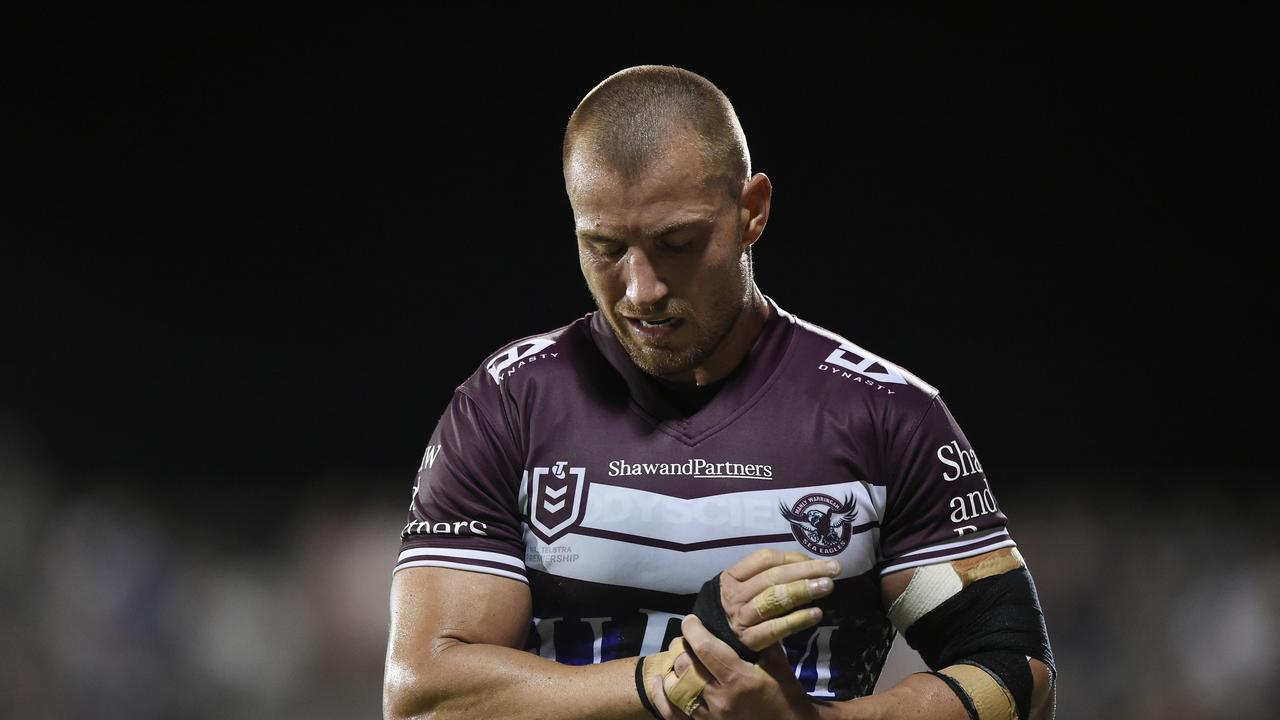 MACKAY, AUSTRALIA - SEPTEMBER 17: Kieran Foran of the Sea Eagles reacts during the NRL Semi-Final match between the Manly Sea Eagles and the Sydney Roosters at BB Print Stadium on September 17, 2021 in Mackay, Australia. (Photo by Matt Roberts/Getty Images)