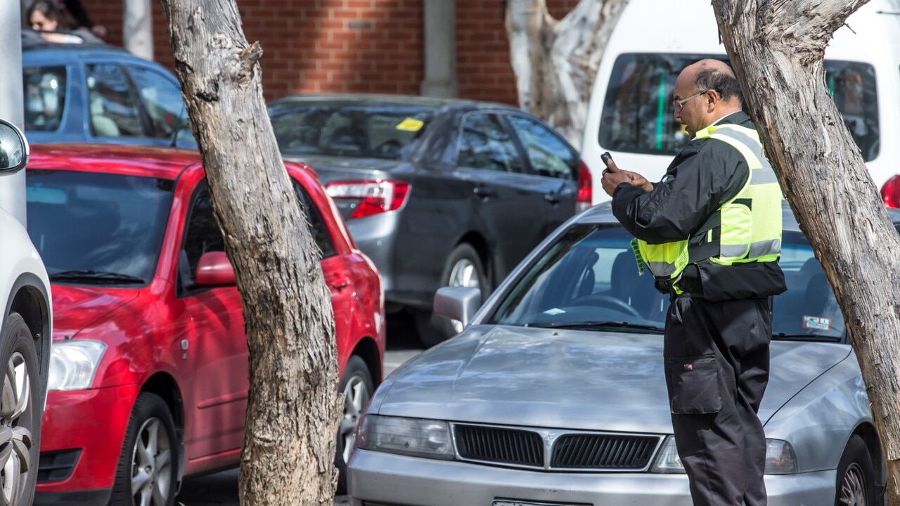 Vic Premier grilled over doctor receiving parking ticket during stage four lockdowns