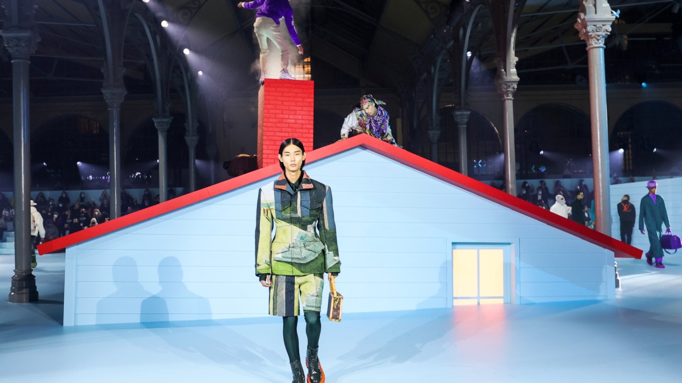 Into the Sky Above: Virgil Abloh stages his last show for Louis Vuitton -  Vogue Scandinavia