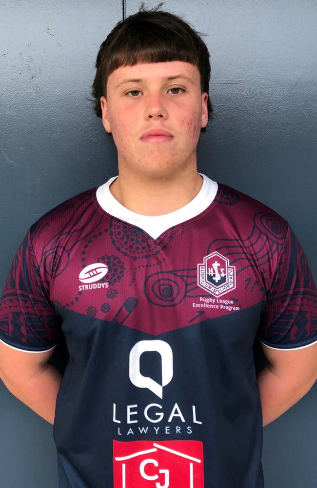 The offload king, Cooper Cracknell. Cracknell plays in Jersey No.10 for the Ipswich SHS Walters Cup team.