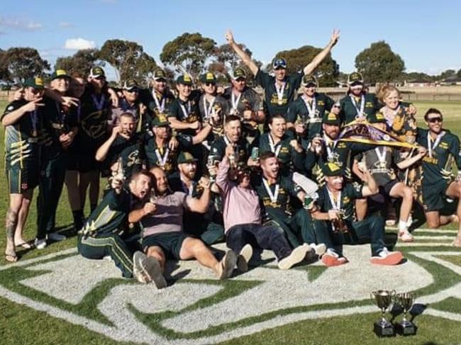 Carrum Downs celebrates winning the 2020-21 MPCA Sub District 1st and 2nd XI premierships.