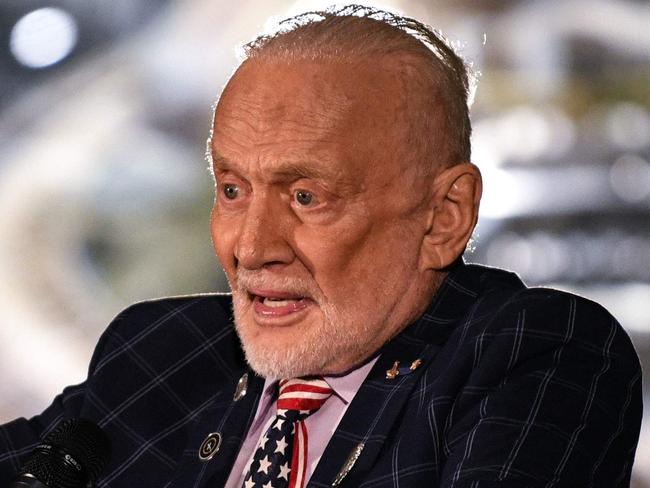 Former NASA astronaut Buzz Aldrin delivers a speech during an Apollo 11 anniversary celebration dinner at the Davidson Center for Space Exploration o July 17, 2019, at the US Space & Rocket Center in Huntsville, Alabama. (Photo by Loren ELLIOTT / AFP)