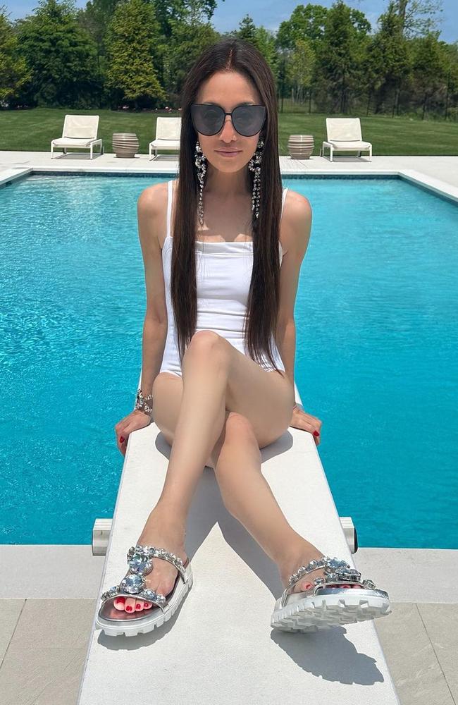 Vera Wang wowed in swimsuit photo during Memorial Day weekend in the US.