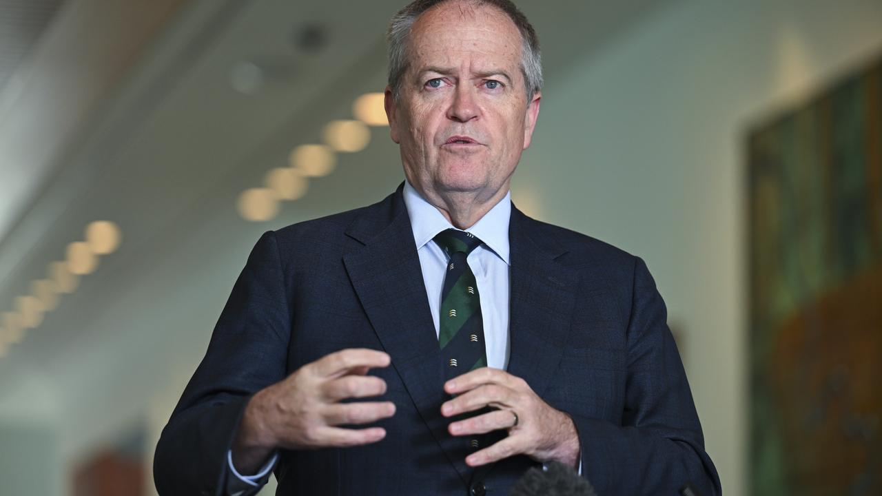 ‘Send a message to Trump’: Shorten calls for retaliatory tariffs