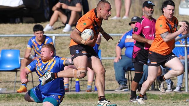 Tony Campbell breaks clear for the Tigers. Picture: Steve Montgomery