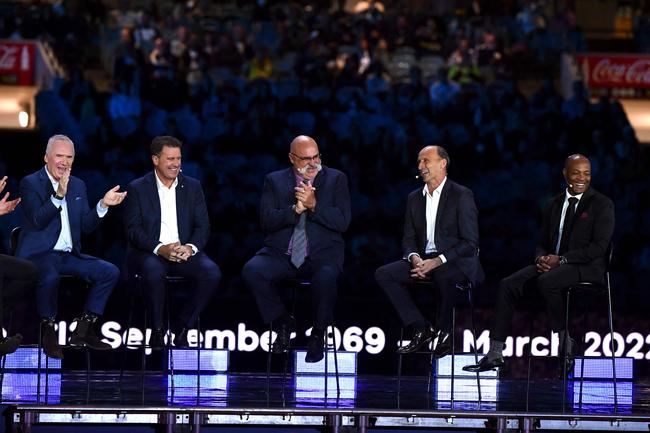 Former Australian cricketers Allan Border (L), Mark Taylor (2nd L) Merv Hughes (C) with former English captain Nasser Hussain (2nd R) and former West Indian cricketer Brian Lara talk during the state memorial service