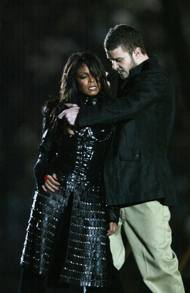 2004: Justin Timberlake prepares to rip off a part of Janet Jackson’s costume as part of their act. Picture: Donald Miralle/Getty Images