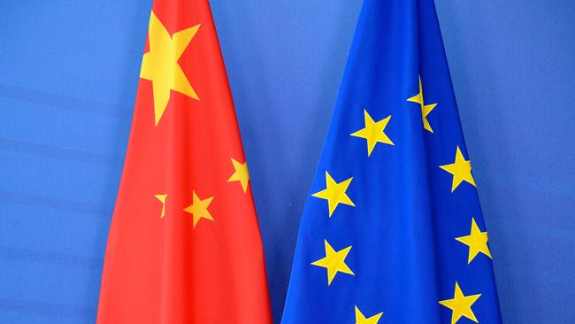 EU member states give political backing to Brussels' efforts to negotiate an investment pact with China, diplomats said, clearing the way for a deal. At a meeting of ambassadors, one said, the German EU presidency noted no member had “raised a stop sign and the way for a political endorsement was thus cleared’’.