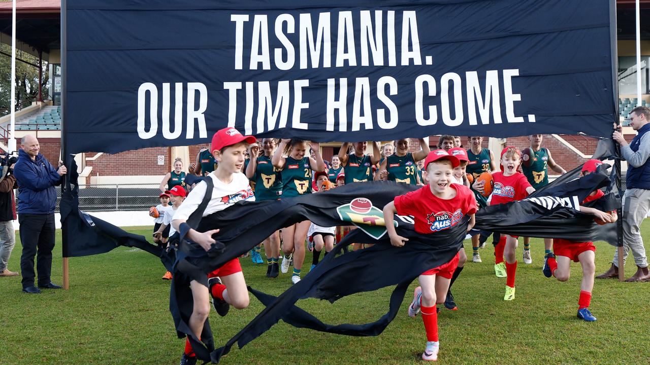 ‘They’ve buggered it up’: Royce Hart slams Tassie politicians