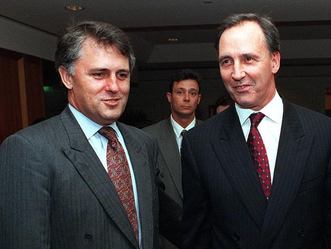 Fifth annual Australian Republican Movement (ARM) dinner PM Paul & wife Annita Keating with Malcolm Turnbull (L), in Sydney, 03/11/95.  Keat/Fam