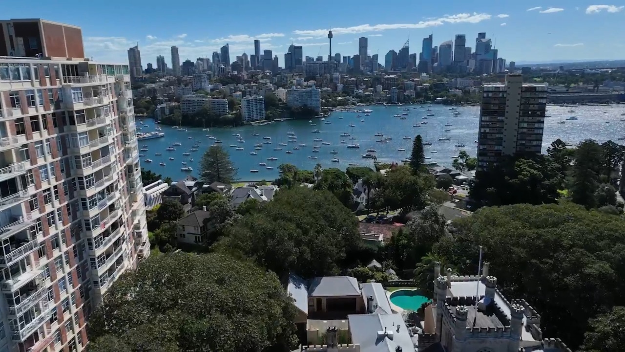 Sydney's elite residents at war over their water views
