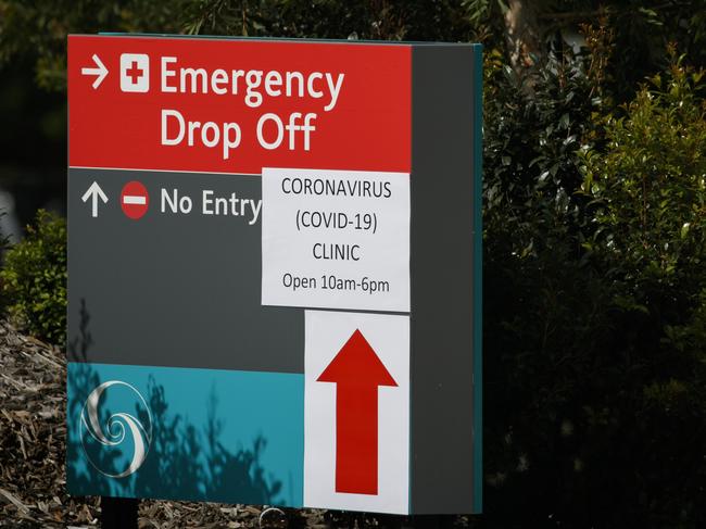 Northern Beaches Hospital is trialling a COVID-19 clinic. Photo: Tim Pascoe