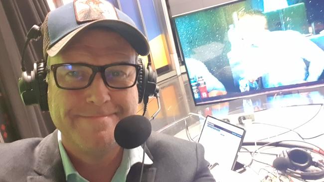 Fox League commentator Andrew Voss gets treatment for his eye issue — but is still calling games.