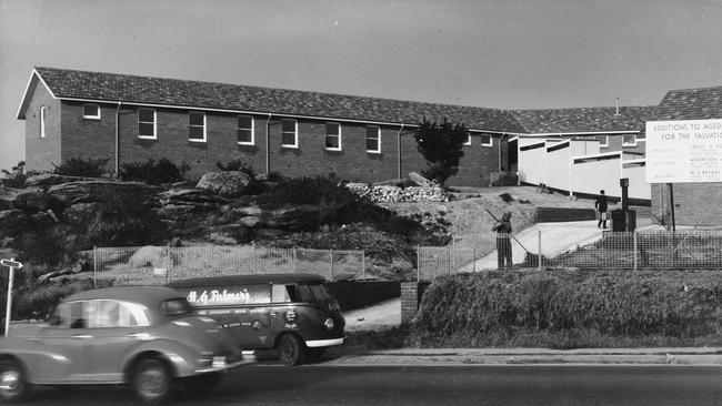 Part of Pacific Lodge in the 1950s. Picture Northern Beaches Library