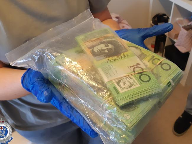 Three charged after more than $645,000 cDetectives have charged three people and seized more than $645,000 cash and methylamphetamine as part of an ongoing investigation into the supply of prohibited drugs across NSW.In October 2019, detectives from the State Crime Command’s Drug and Firearms Squad established Strike Force Stornaway to investigate the activities of a criminal syndicate involved in the supply of prohibited drugs across NSW.Following extensive inquiries, officers executed a search warrant at a home in Little Bay on Tuesday 31 March 2020.During the search, officers seized more than $46,000 cash, a money-counting machine and electronic equipmentash, ‘ice’ and MDMA seized – Drug and Firearms Squad -