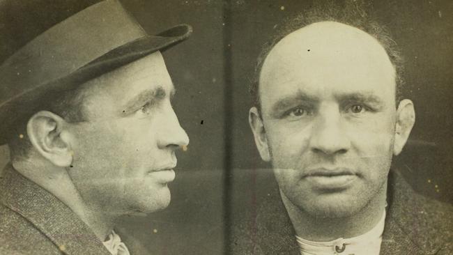 Champion boxer Ted Whiting took on Squizzy Taylor’s gang in the long-running Fitzroy Vendetta war.