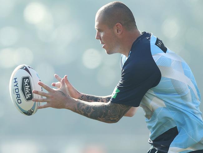 David Klemmer receives the ball. Picture: Mark Metcalfe/Getty Images