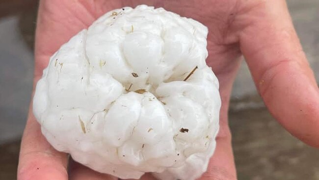 ‘Giant hail, flash floods’: BOM warns of thunderstorm chaos for Central Qld