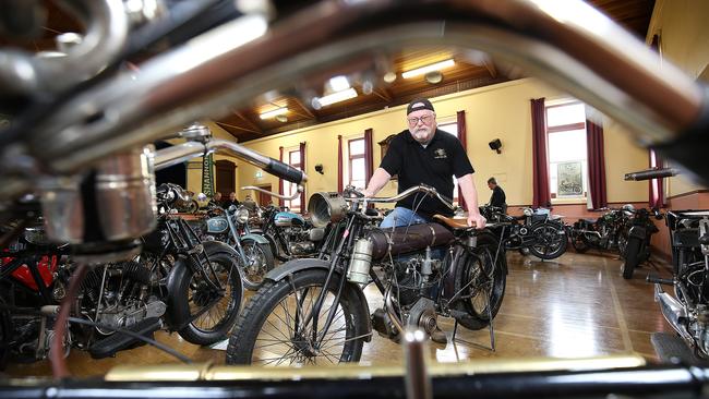 The very best of vintage British bikes at Tasmanian motorcycle show ...