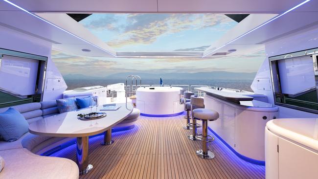 The 2024 Horizon FD90 superyacht skylounge.