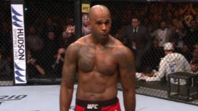 Manuwa knocks out Anderson with one punch.