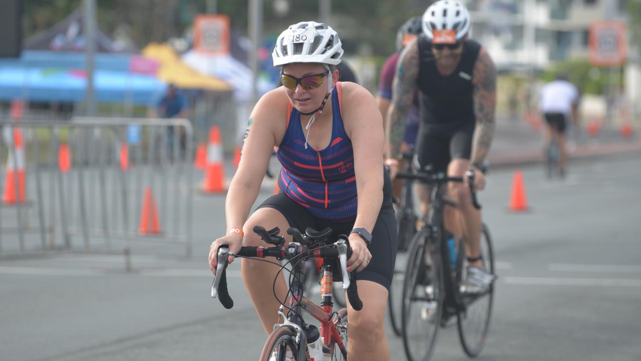 Brooke Robson at the sprint event at the 2023 Mooloolaba Triathlon.