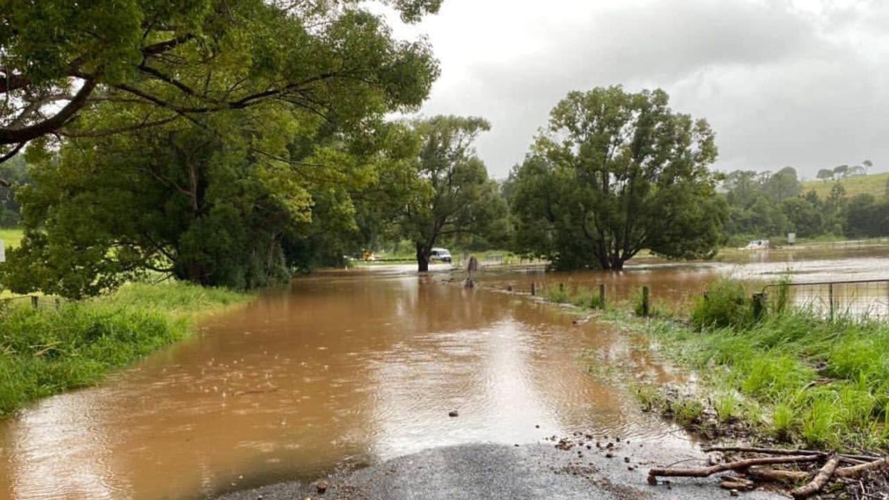 Binna Burra Road near the turnoff to Lismore (Bangalow Road).